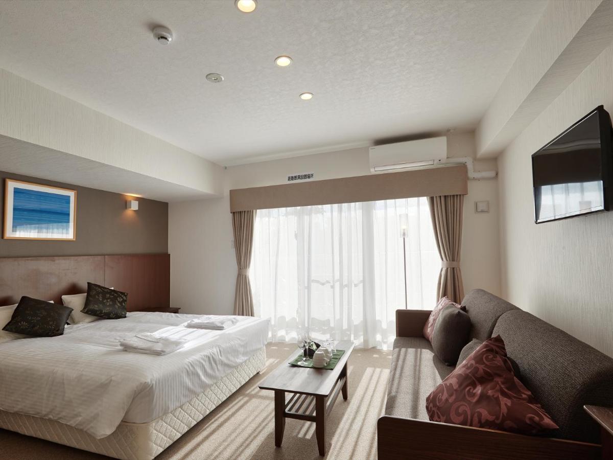 Creass Hotel Tsubogawa Marche Наха Экстерьер фото