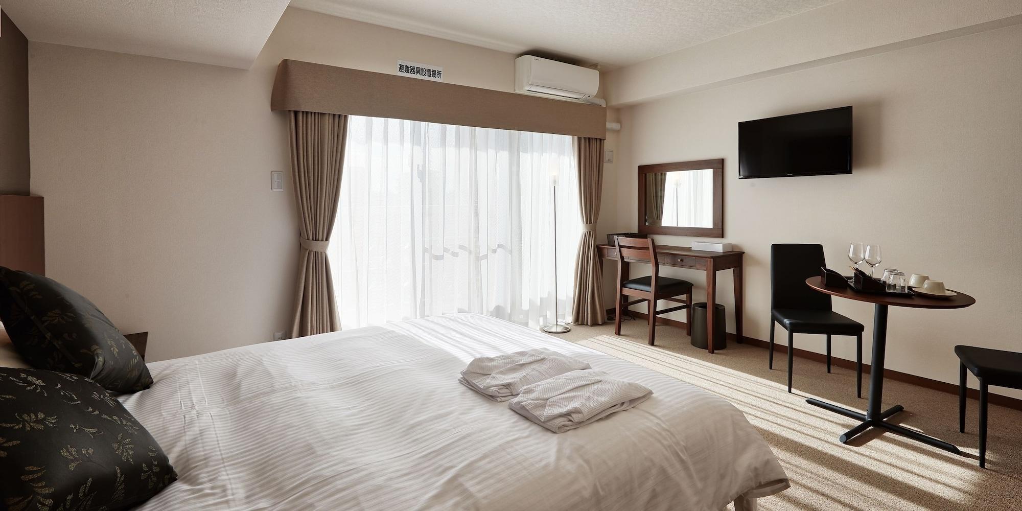 Creass Hotel Tsubogawa Marche Наха Экстерьер фото