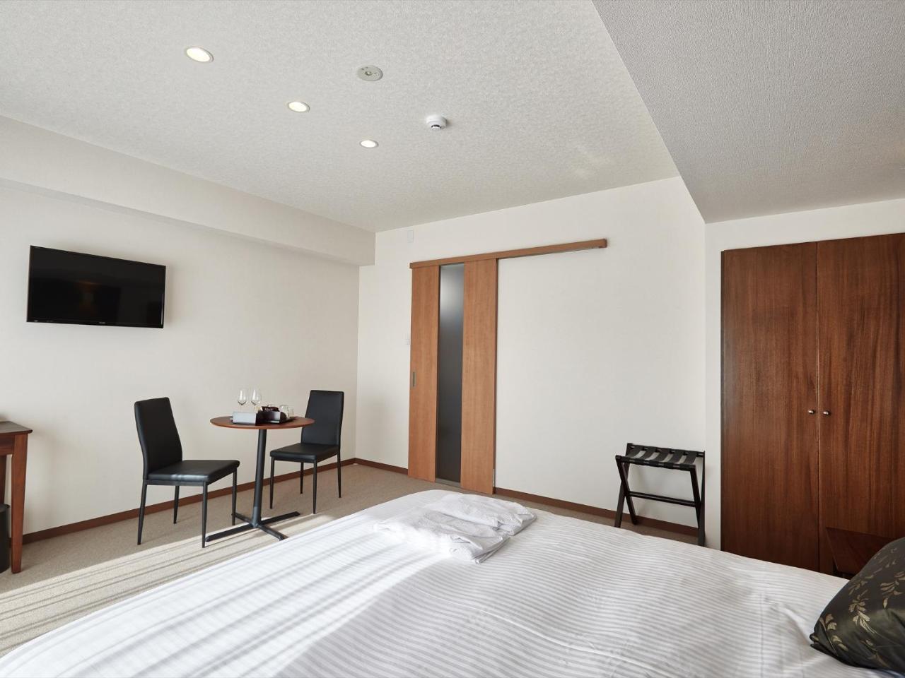 Creass Hotel Tsubogawa Marche Наха Экстерьер фото