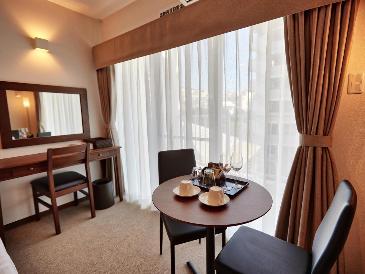 Creass Hotel Tsubogawa Marche Наха Экстерьер фото