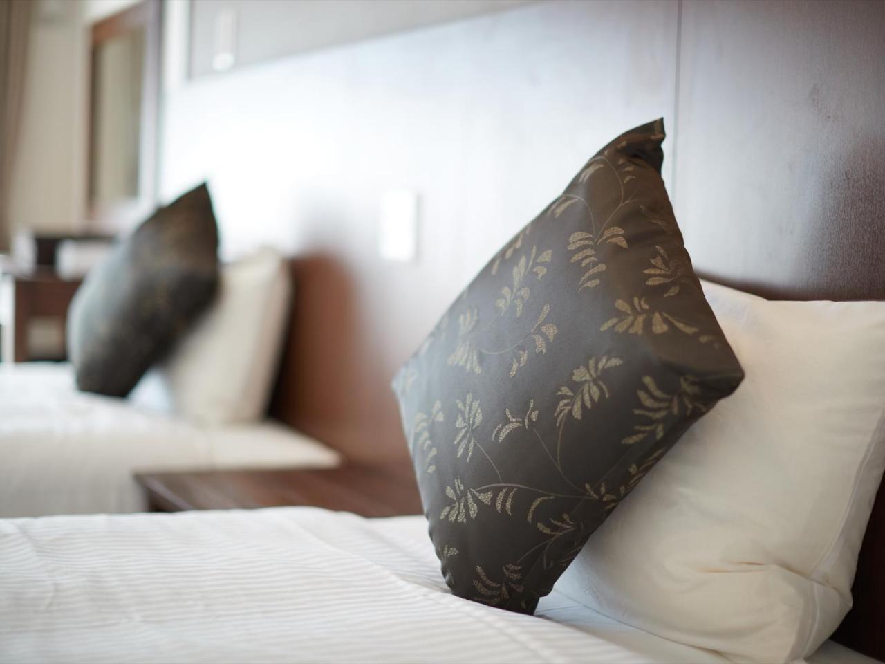 Creass Hotel Tsubogawa Marche Наха Экстерьер фото