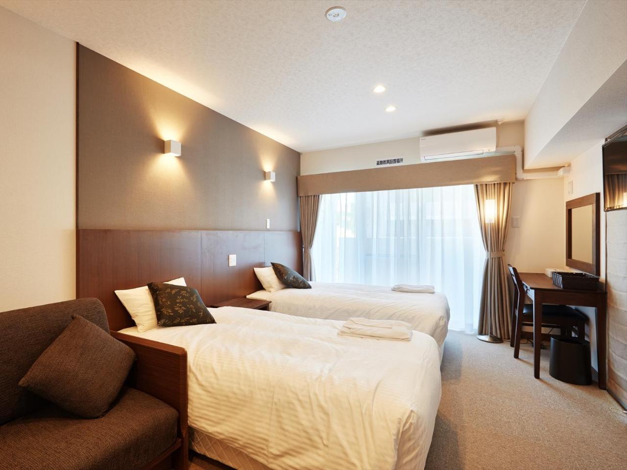 Creass Hotel Tsubogawa Marche Наха Экстерьер фото